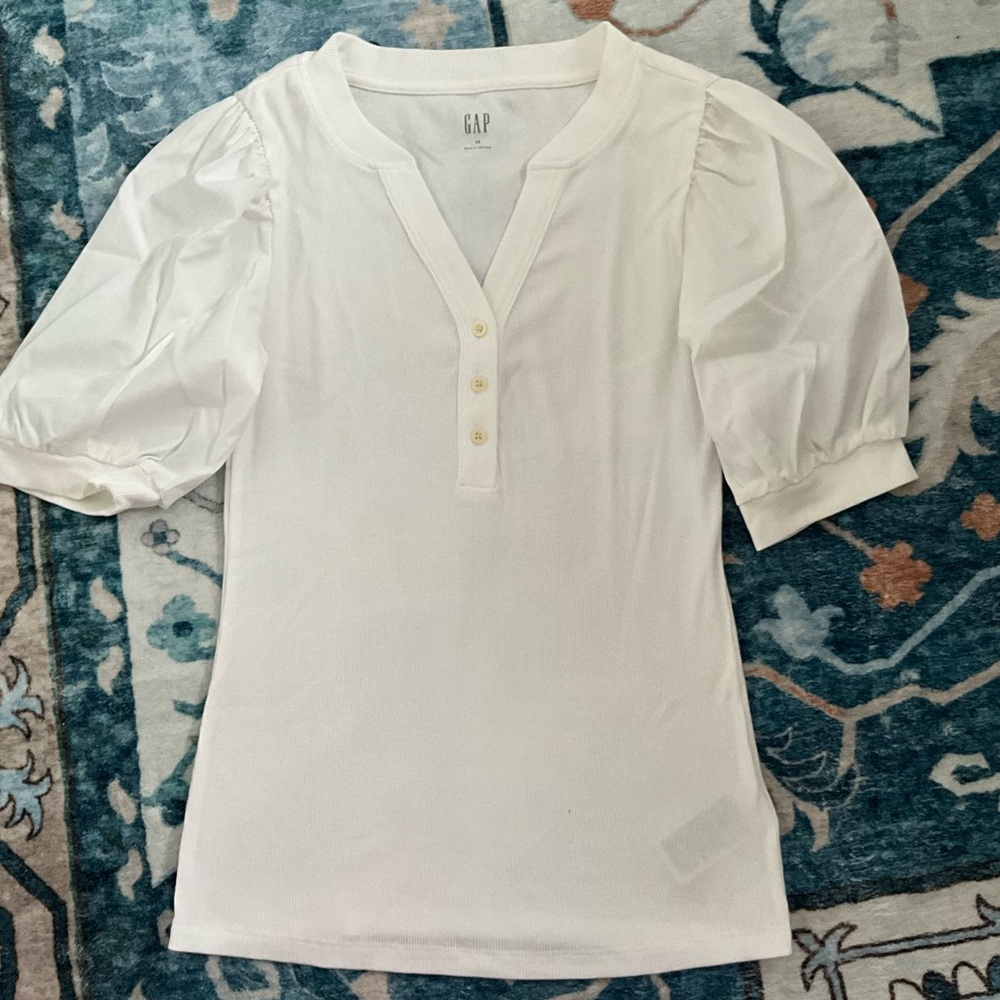 GAP Women's White Puff Sleeve Top